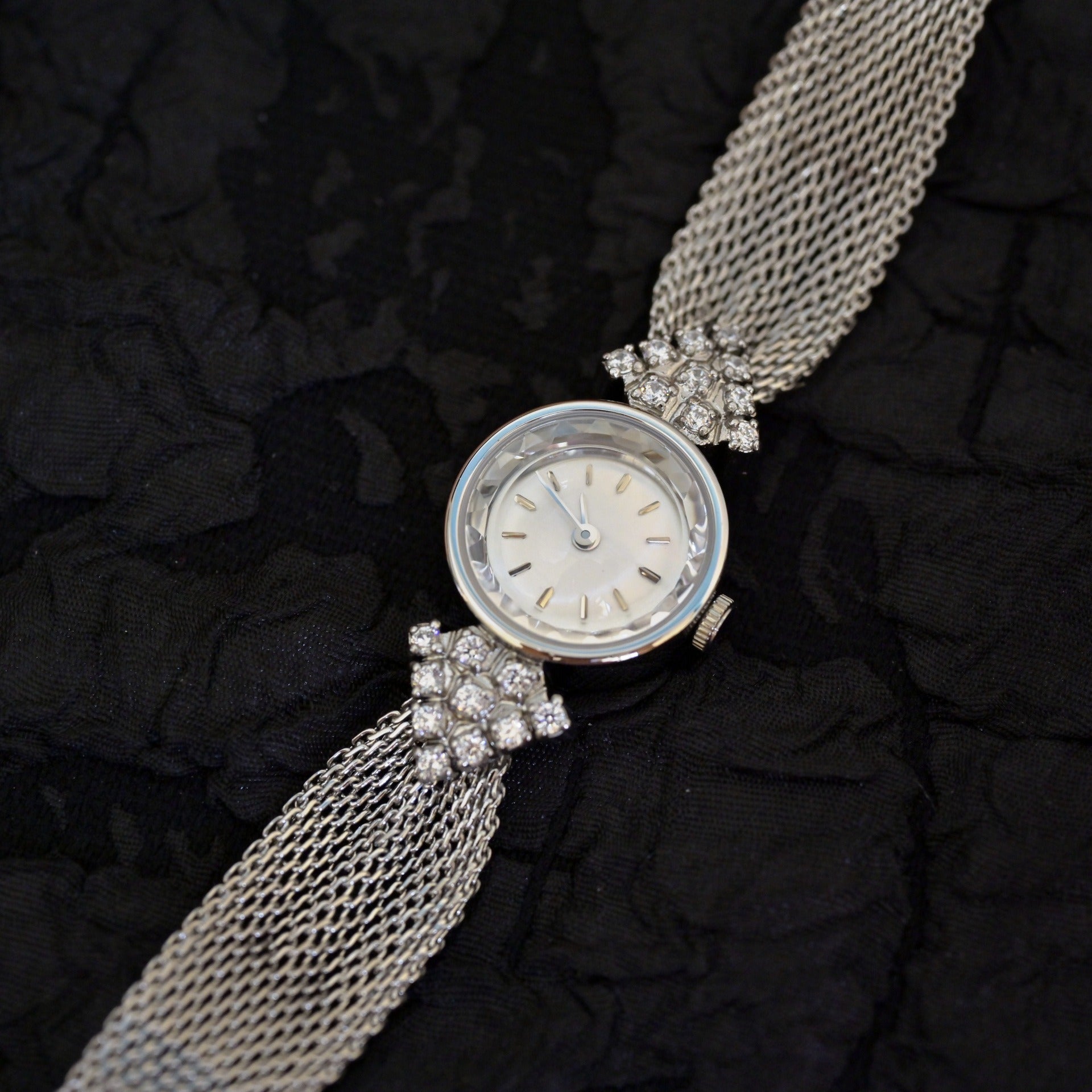 Elegant Women’s Jewelry ⌚🌸 ALSOUQMART