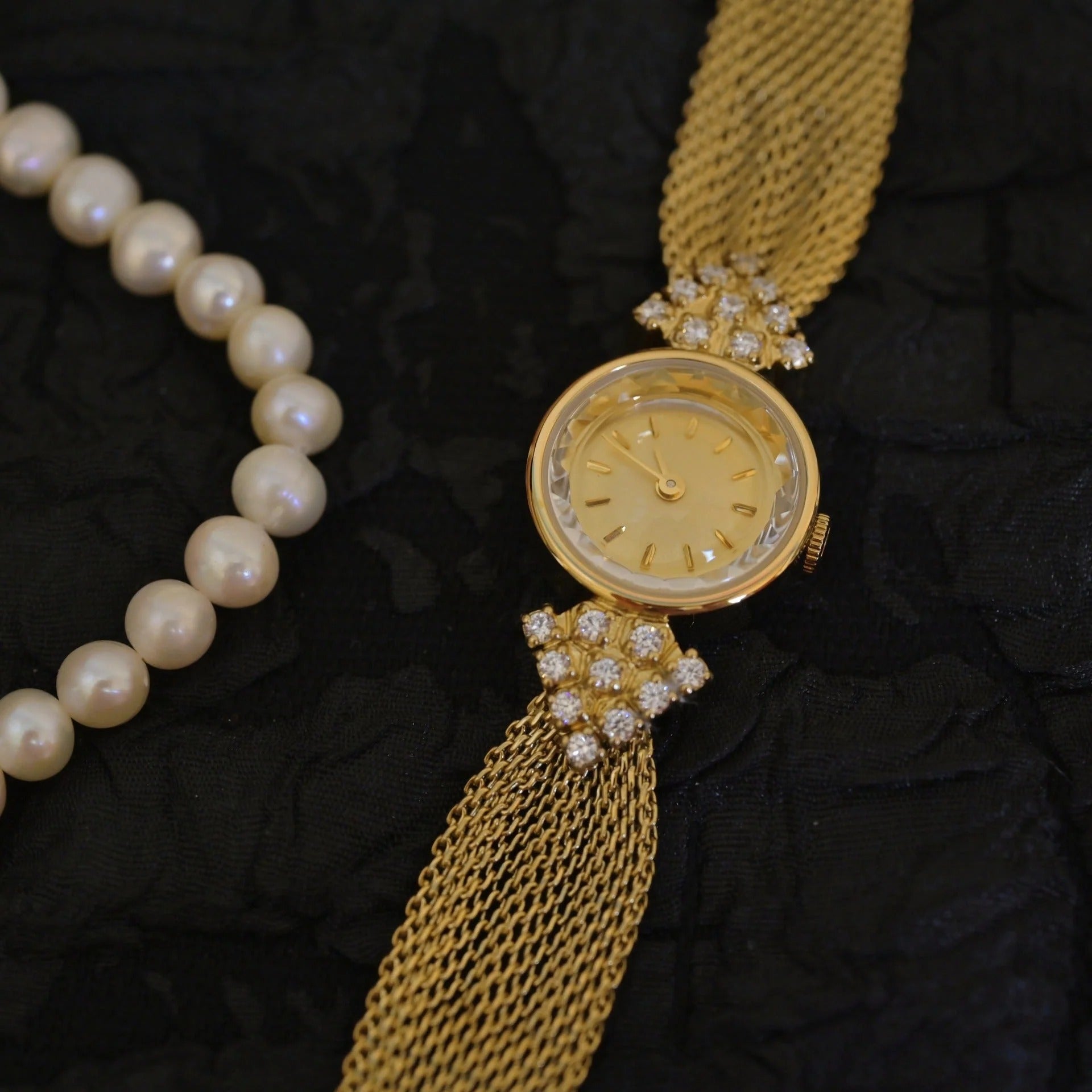Elegant Women’s Jewelry ⌚🌸 ALSOUQMART